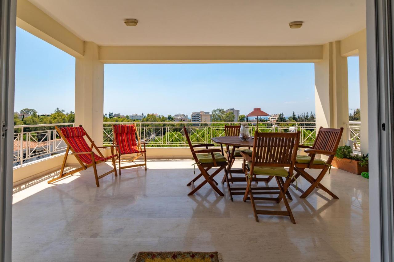 Spacious Apartment In Kavouri Athènes Extérieur photo